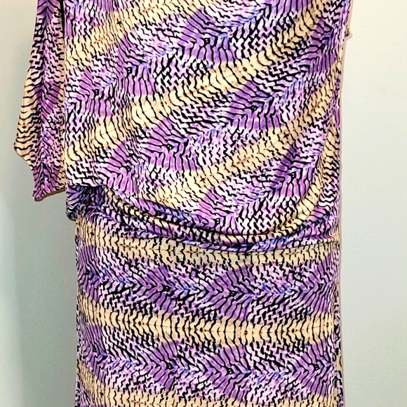 BCBG MAXAZRIA Multi-Color Print Dress - Picture 6 of 11